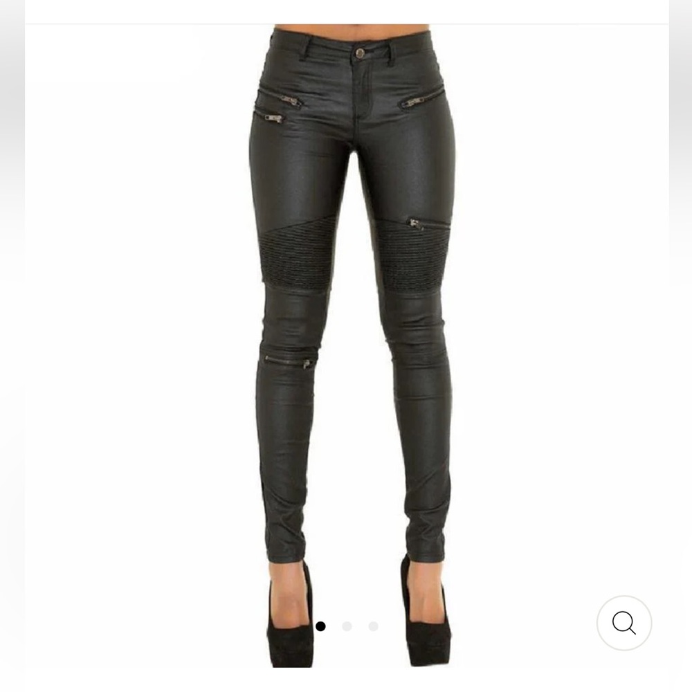 🔥Black Faux Leather Pants